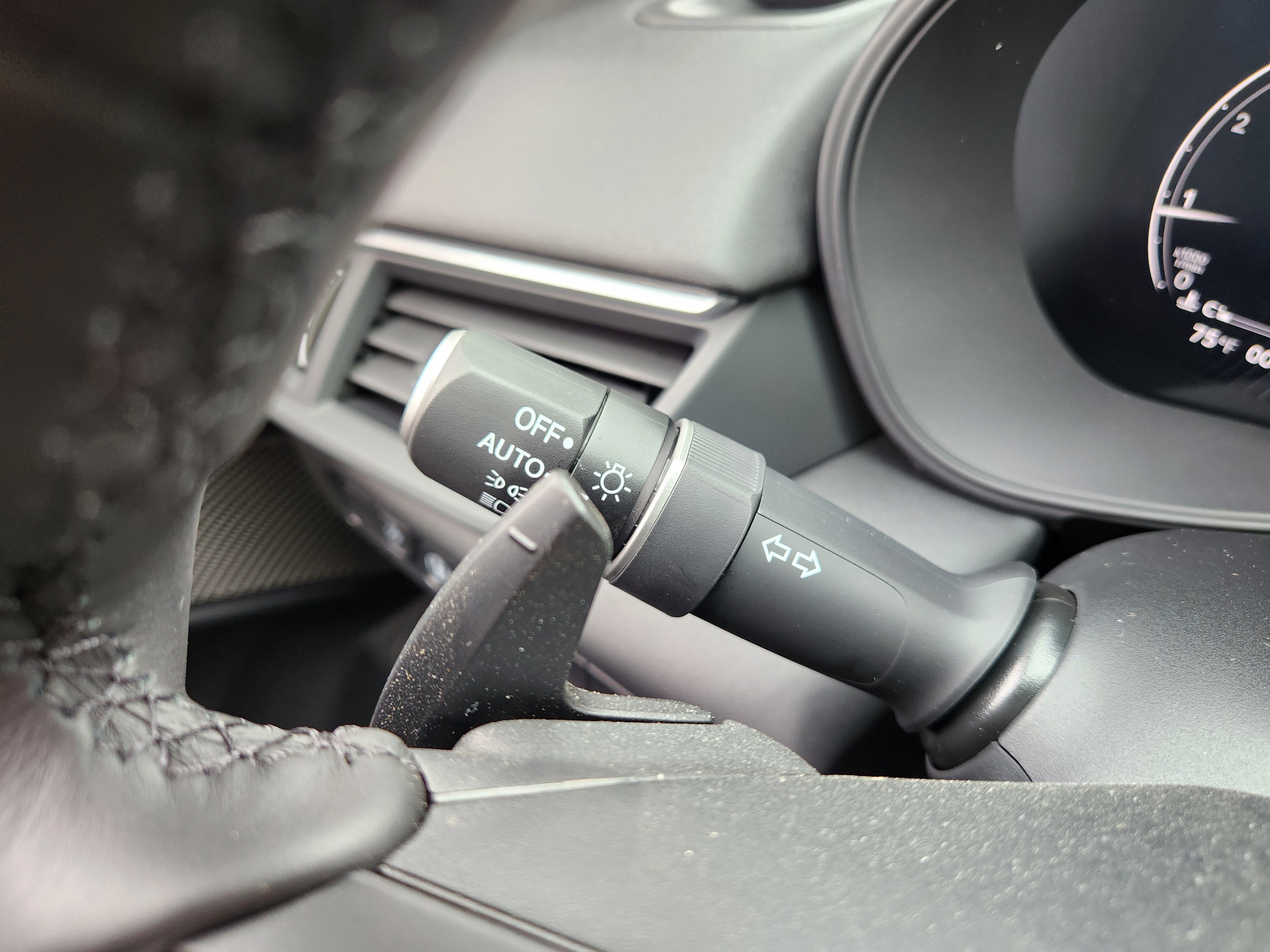 2025 Acura TLX w/Technology Package