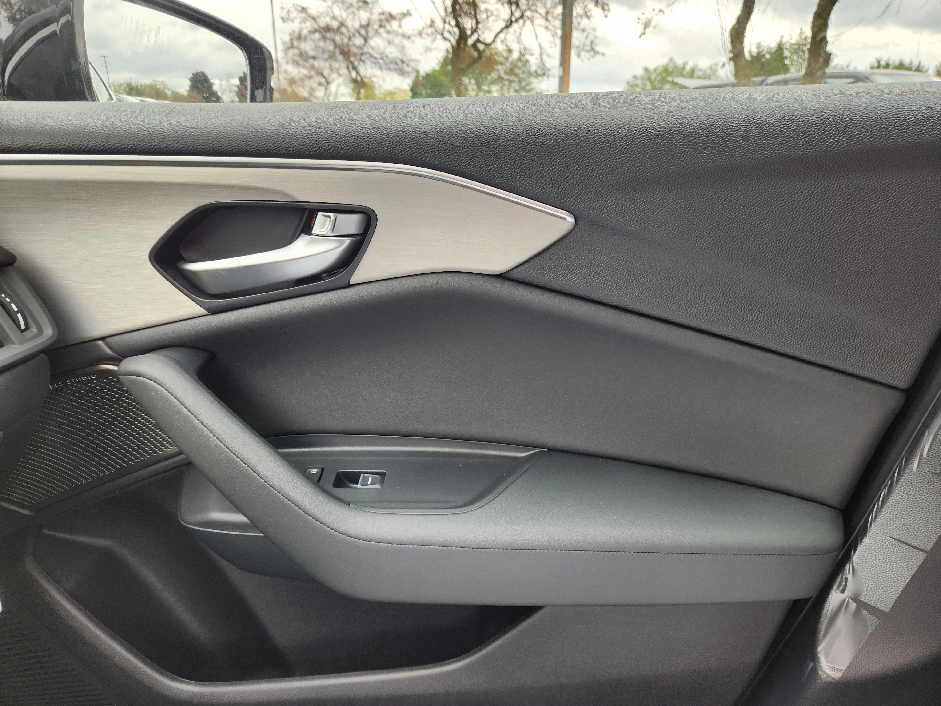 2025 Acura TLX w/Technology Package