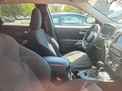 2020 Jeep Cherokee Latitude