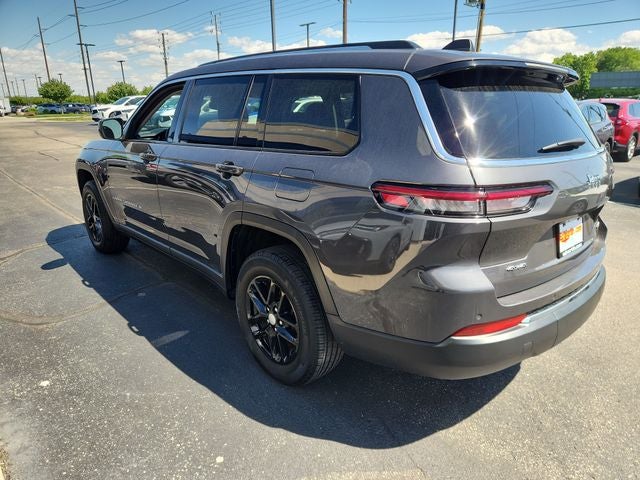 2023 Jeep Grand Cherokee L Laredo