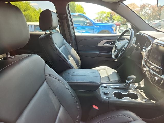 2022 Chevrolet Traverse LT Leather