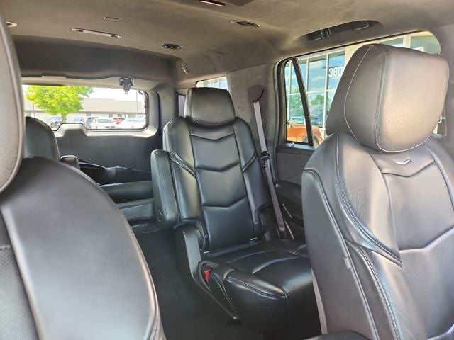 2017 Cadillac Escalade Platinum Edition