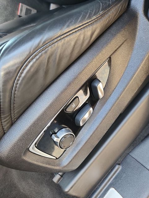 2017 Cadillac Escalade Platinum Edition