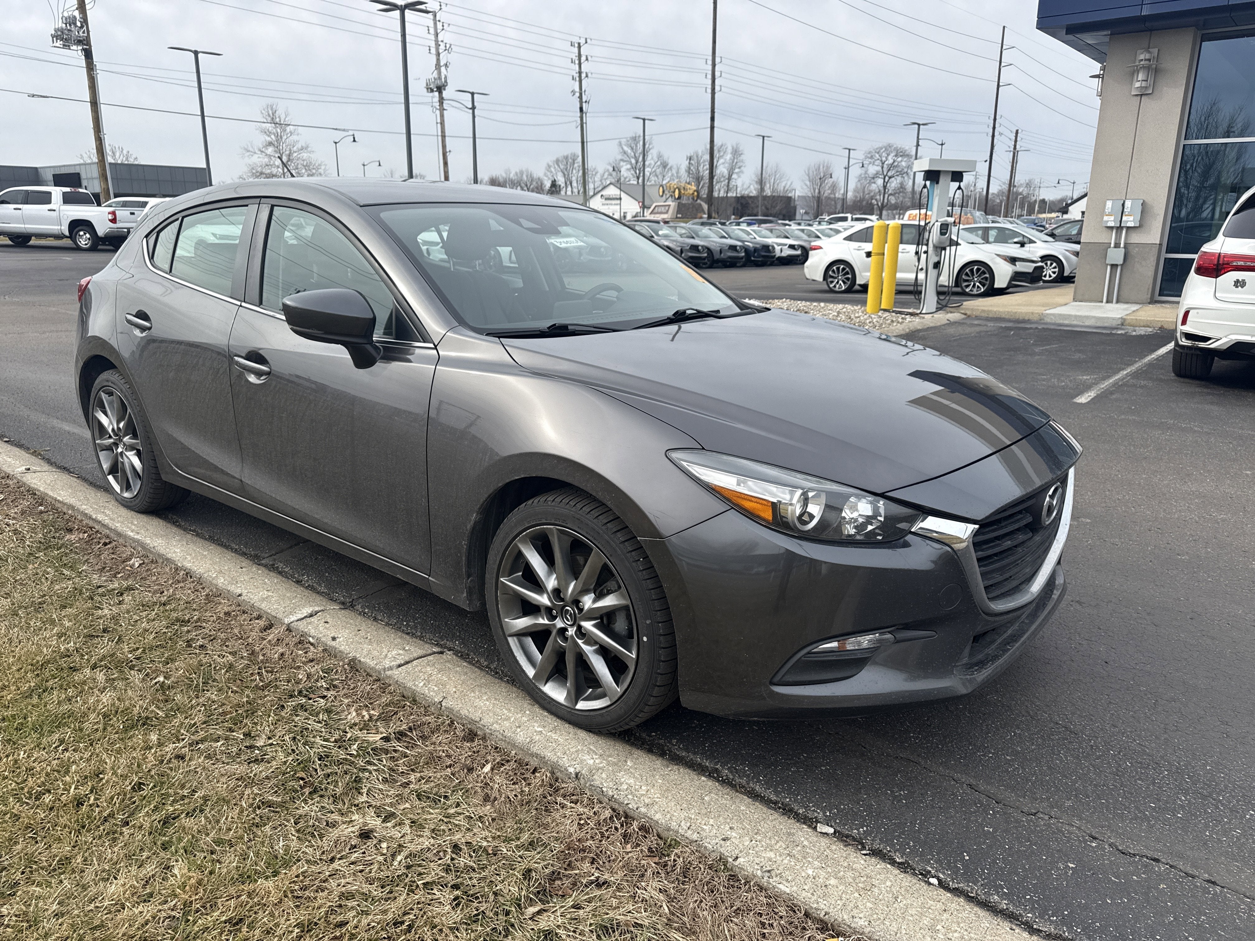 2018 Mazda Mazda3 5-Door Touring