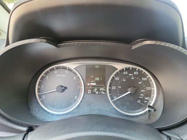 2024 Nissan Versa 1.6 S
