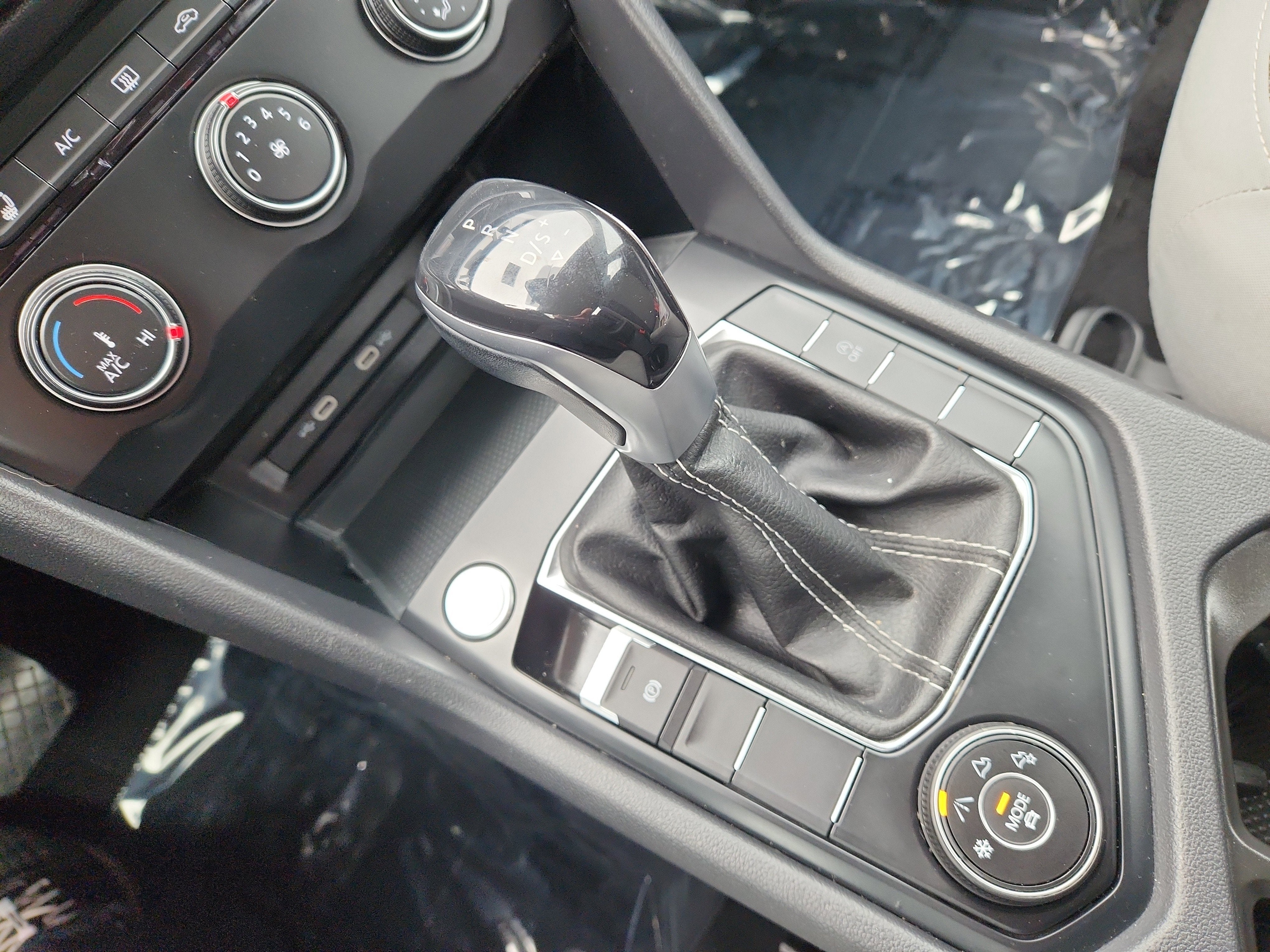 2022 Volkswagen Taos S