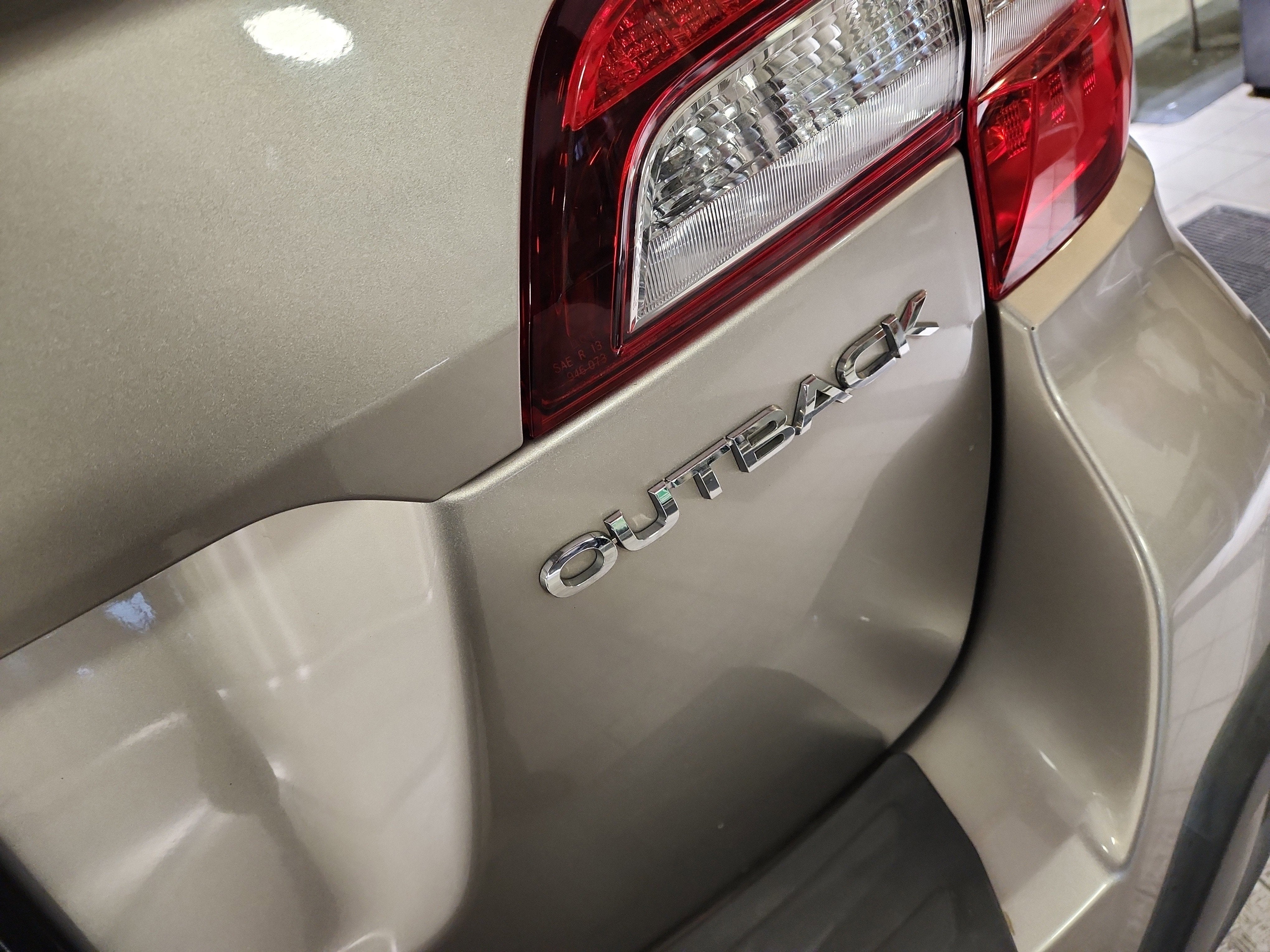 2018 Subaru Outback Premium