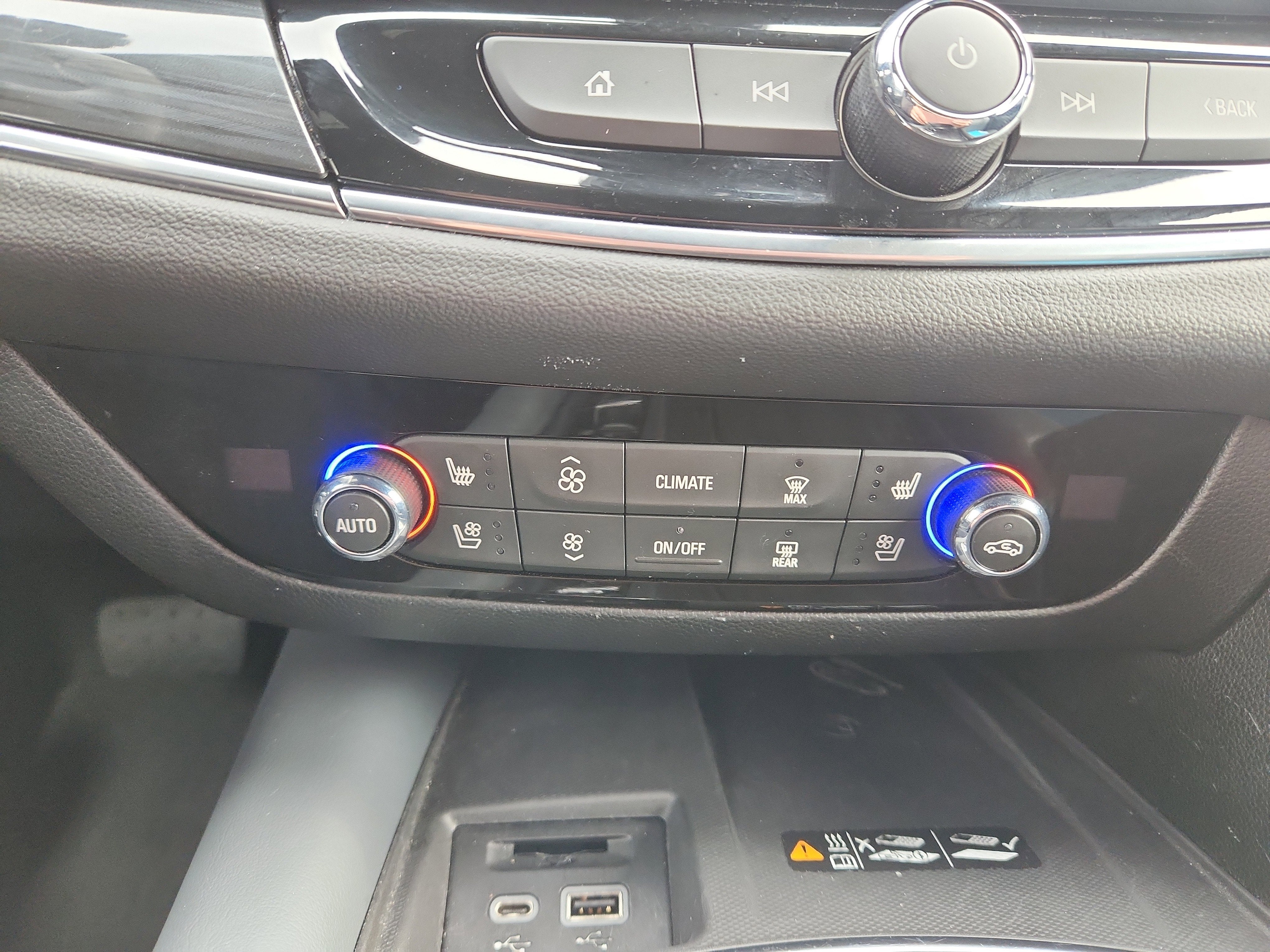 2024 Buick Enclave Premium