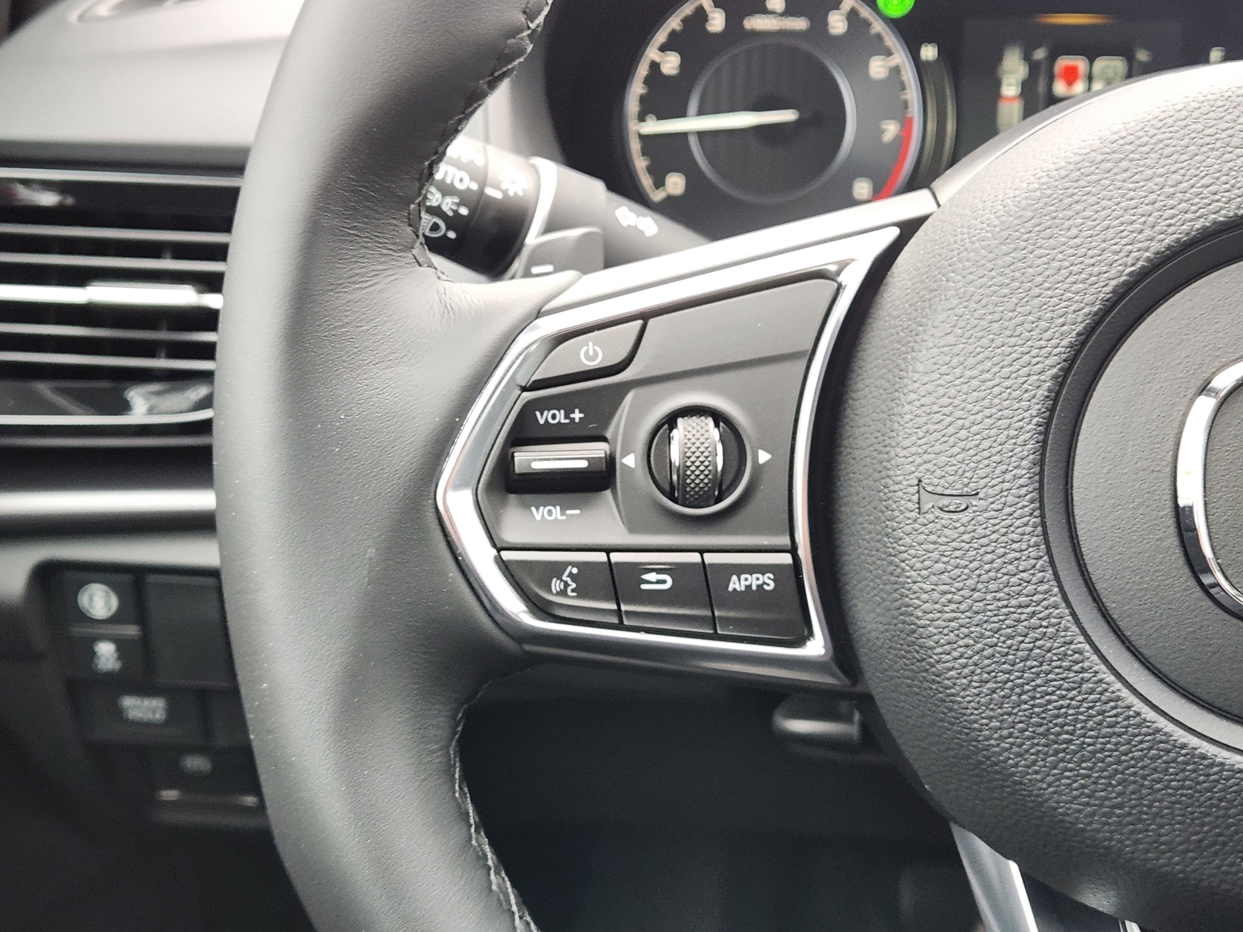 2025 Acura RDX 4DR SH-AWD