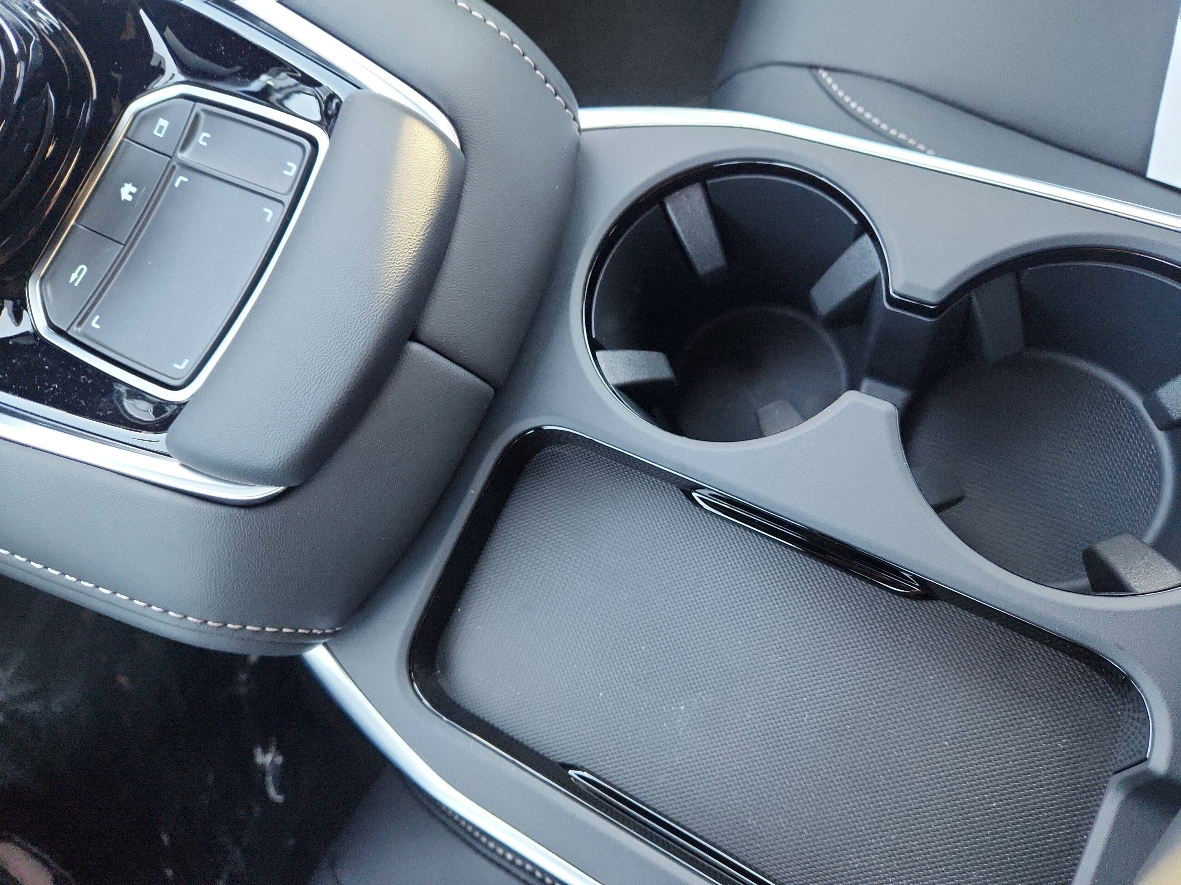 2026 Acura RDX 4DR SH-AWD