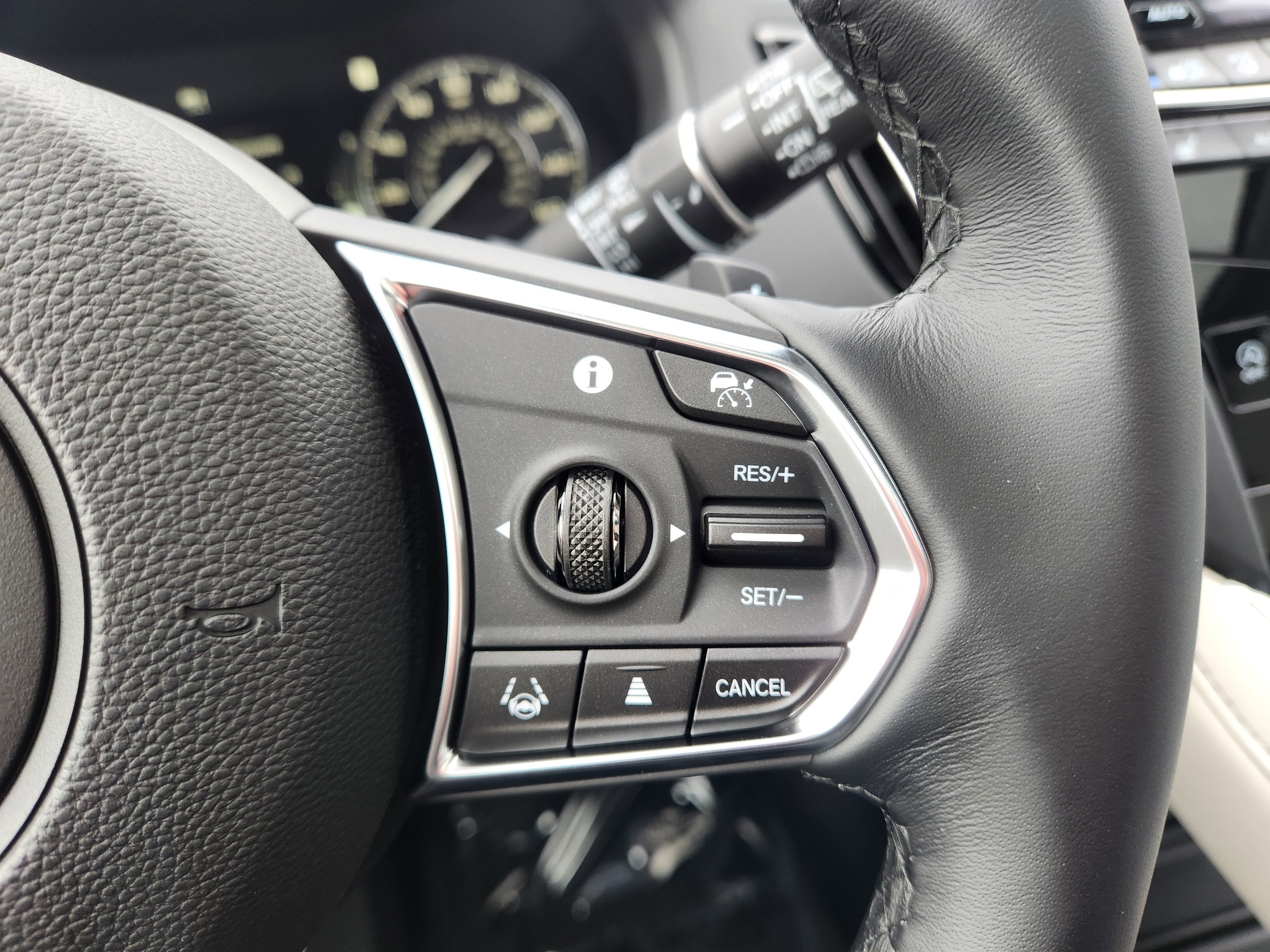 2026 Acura RDX 4DR SH-AWD TECH PKG