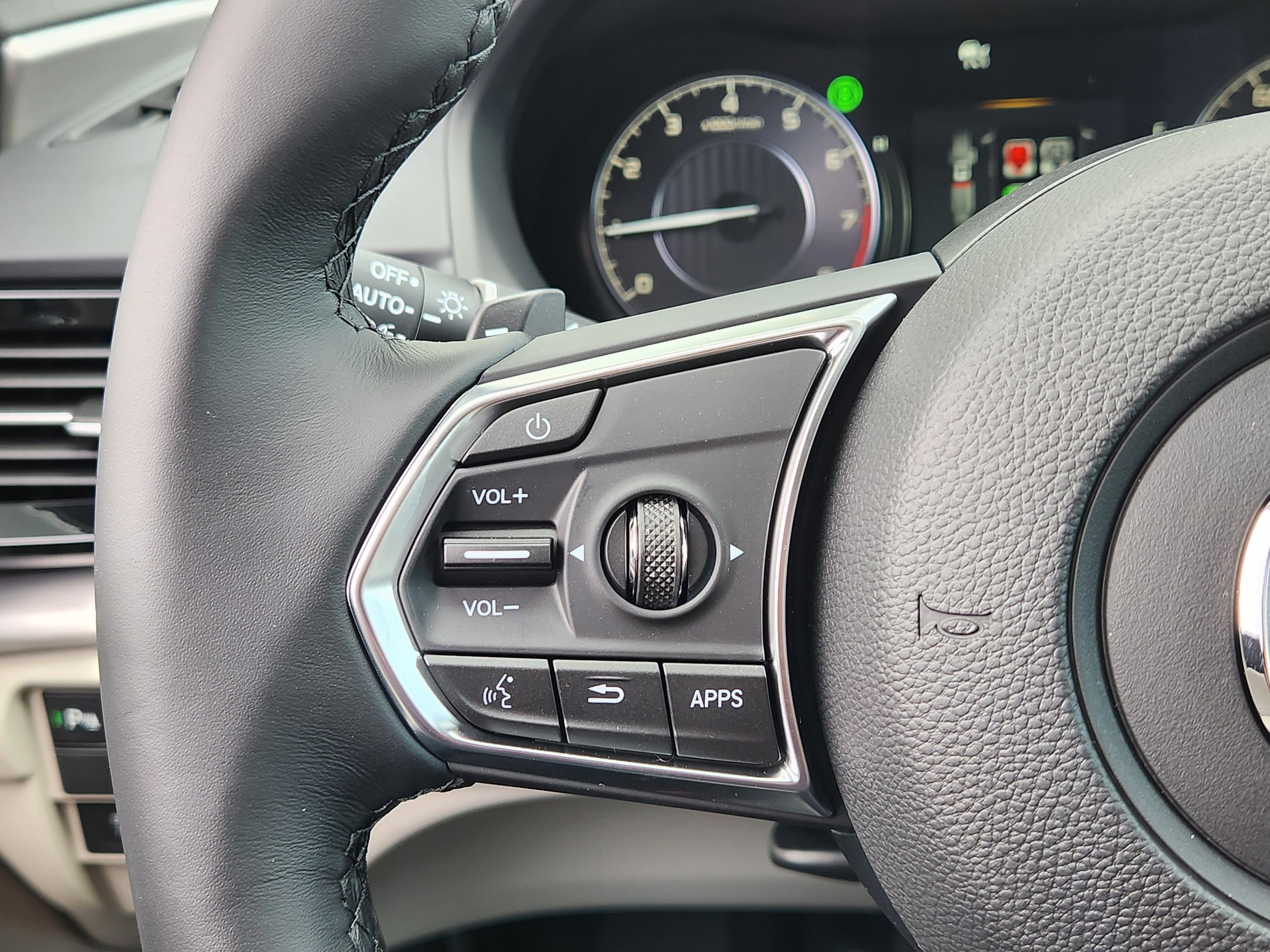 2025 Acura RDX 4DR SH-AWD TECH PKG