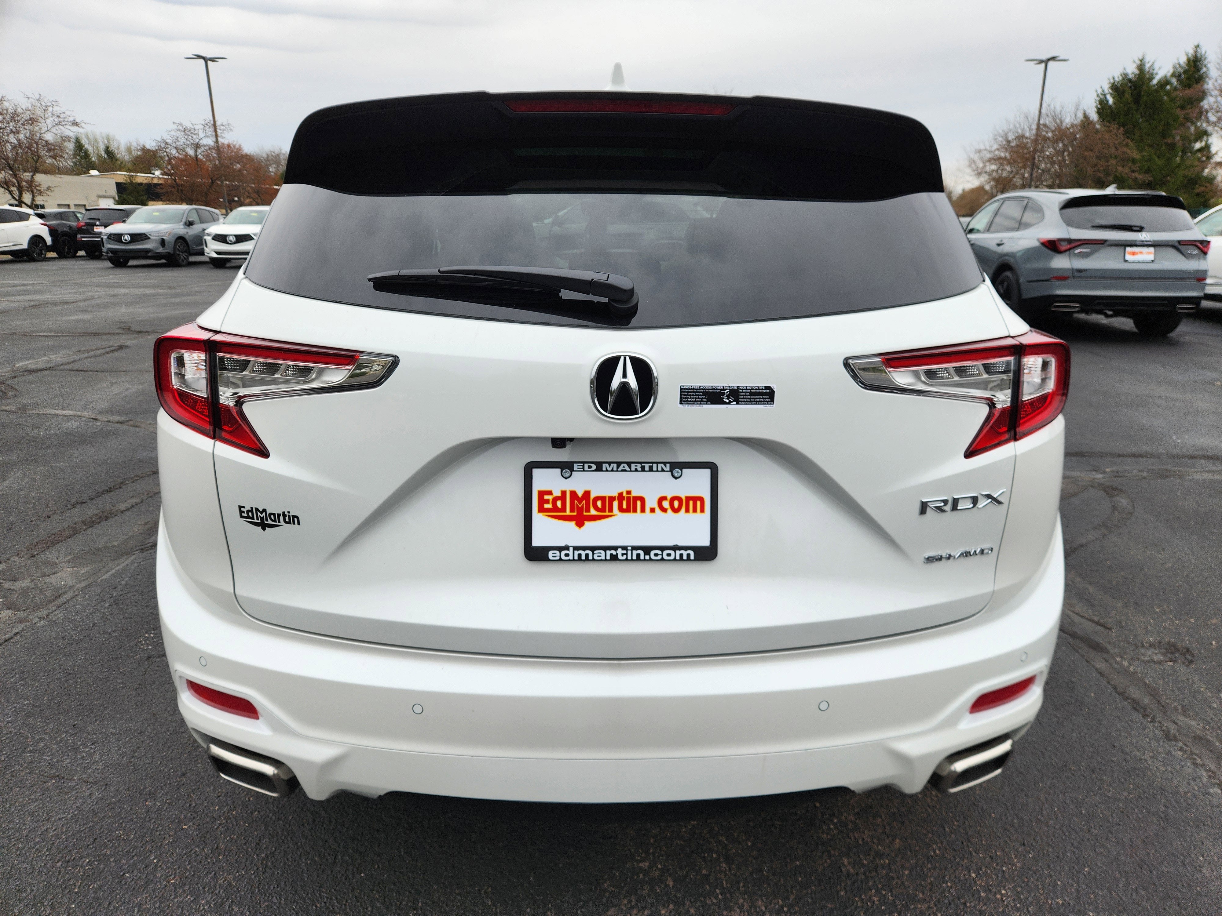 2025 Acura RDX w/Advance Package