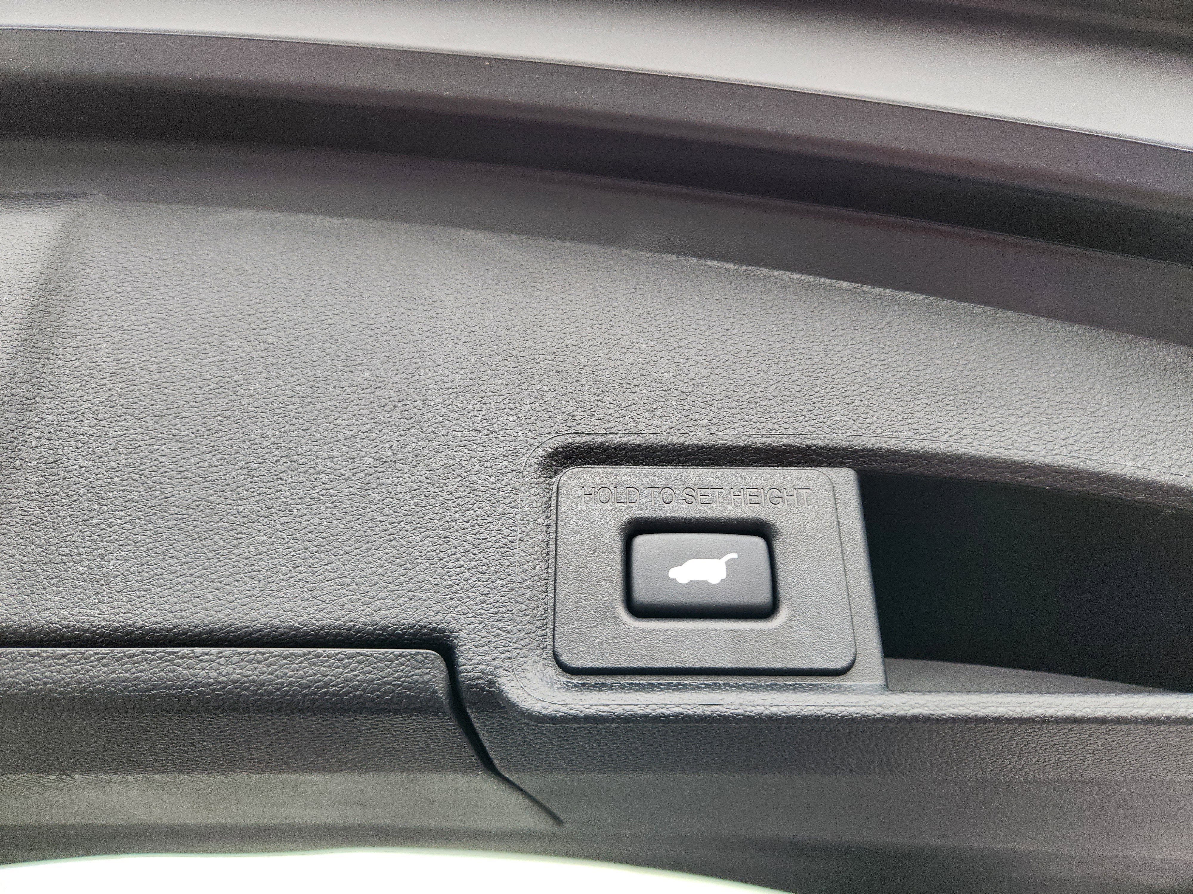 2025 Acura RDX w/Advance Package