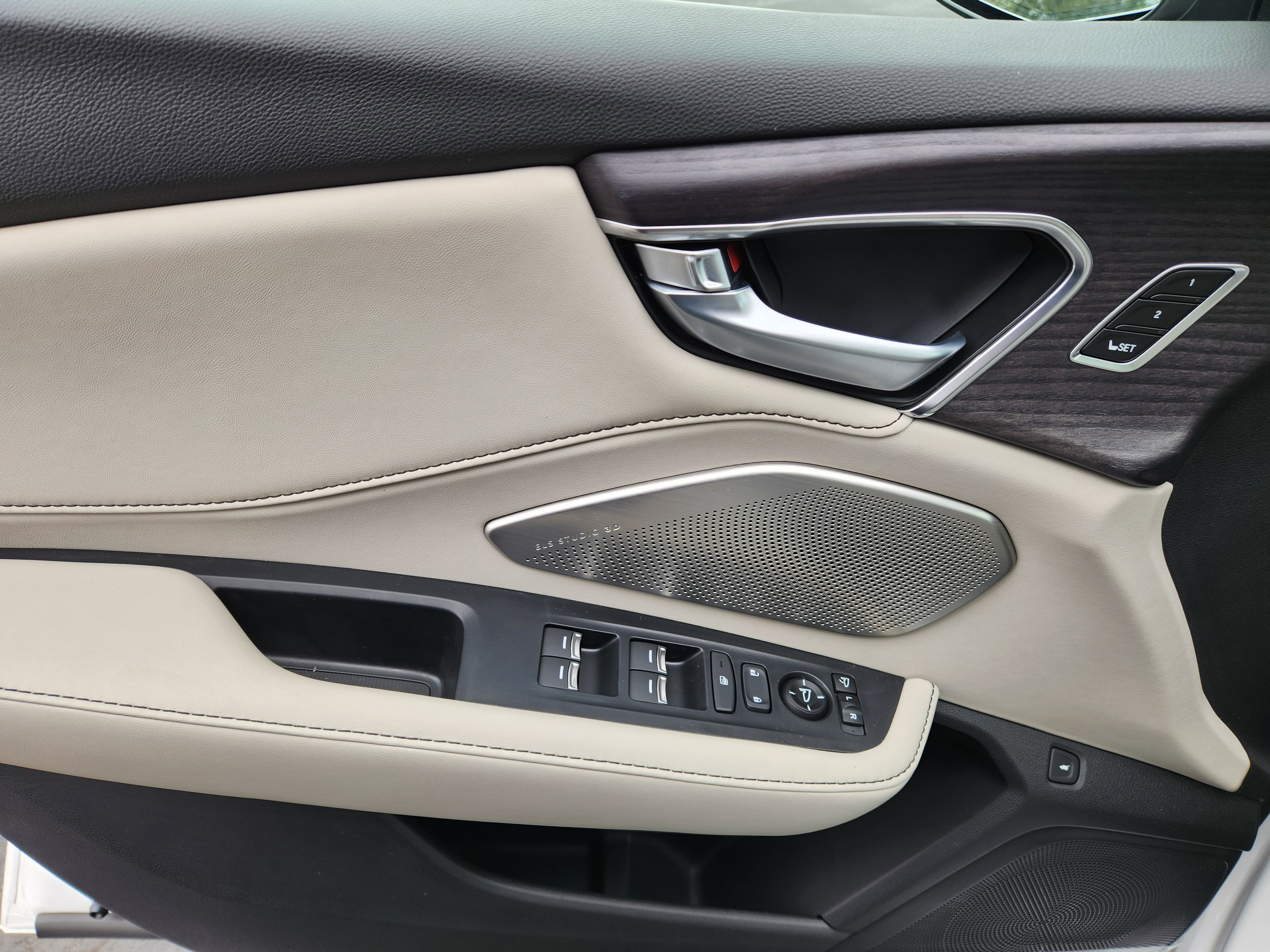 2025 Acura RDX w/Advance Package