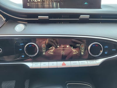 2025 Genesis GV70 2.5T