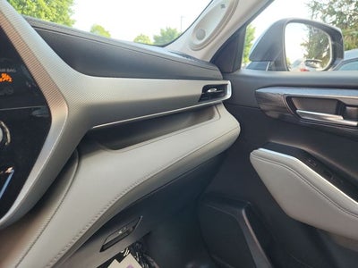 2020 Toyota Highlander Platinum