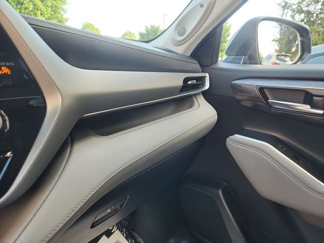 2020 Toyota Highlander Platinum