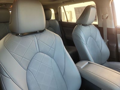 2020 Toyota Highlander Platinum