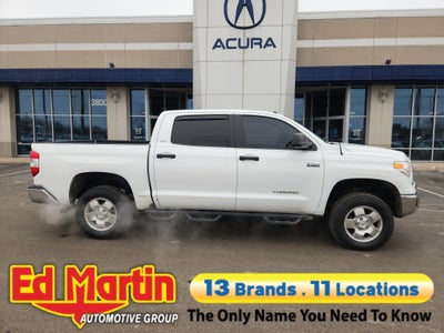 2017 Toyota Tundra 4WD SR5