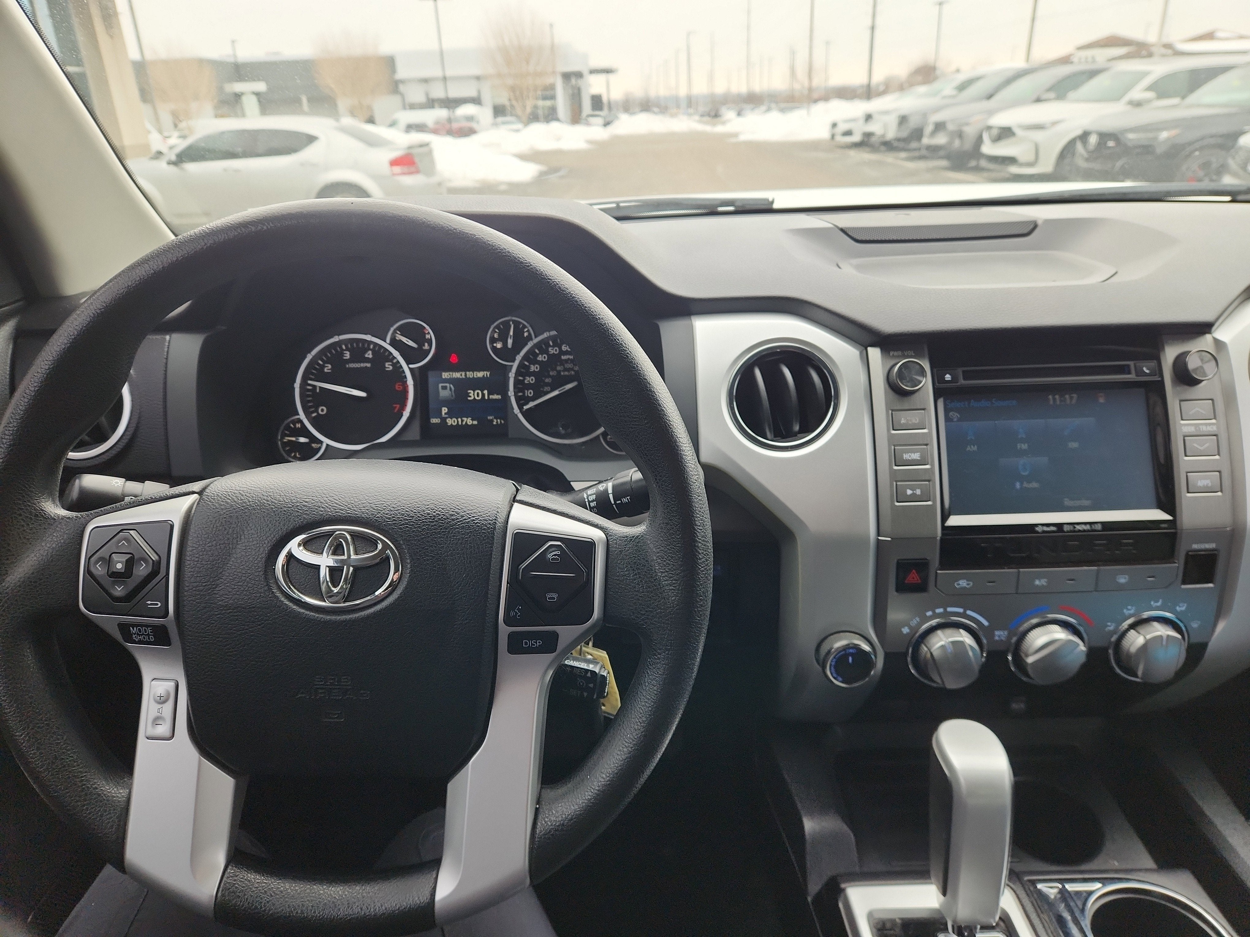 2017 Toyota Tundra 4WD SR5