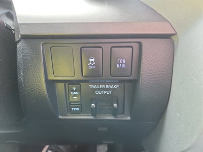 2017 Toyota Tundra 4WD SR5