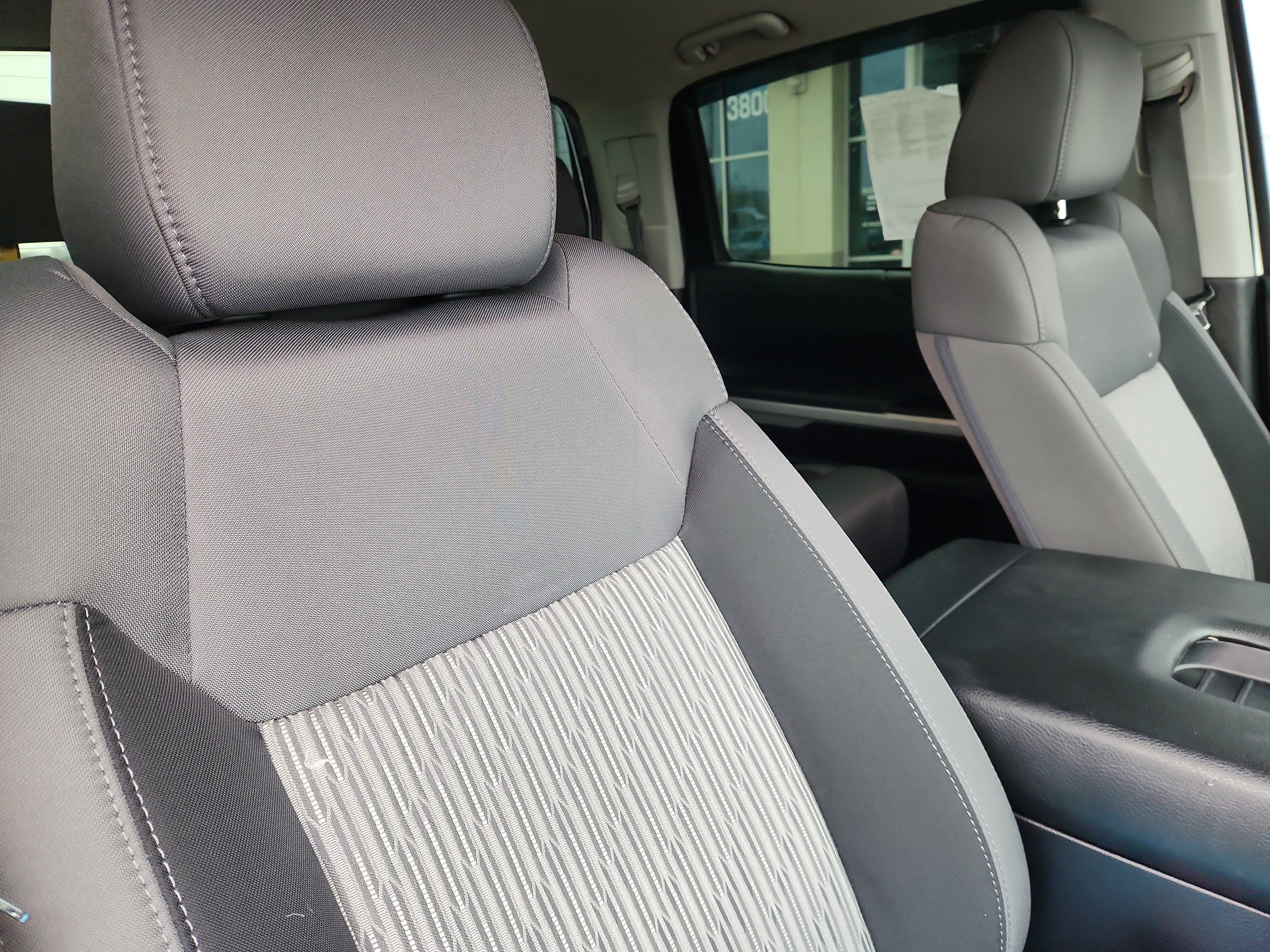 2017 Toyota Tundra 4WD SR5