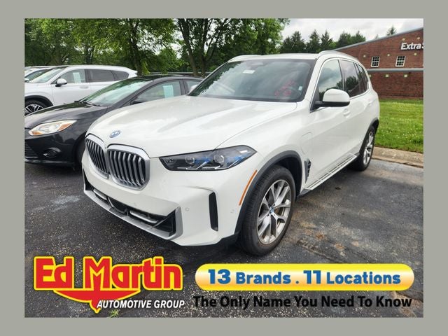 2025 BMW X5's photo