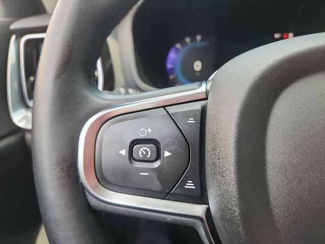 2024 Volvo S60 B5 Core Dark Theme