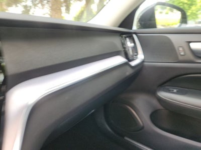 2024 Volvo S60 B5 Core Dark Theme