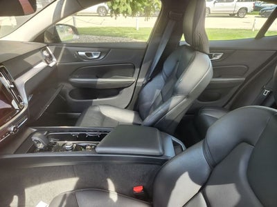2024 Volvo S60 B5 Core Dark Theme