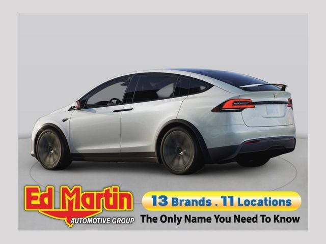 2023 Tesla Model X Long Range's photo