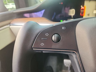 2023 Tesla Model X Standard Range