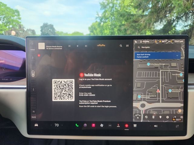 2023 Tesla Model X Standard Range