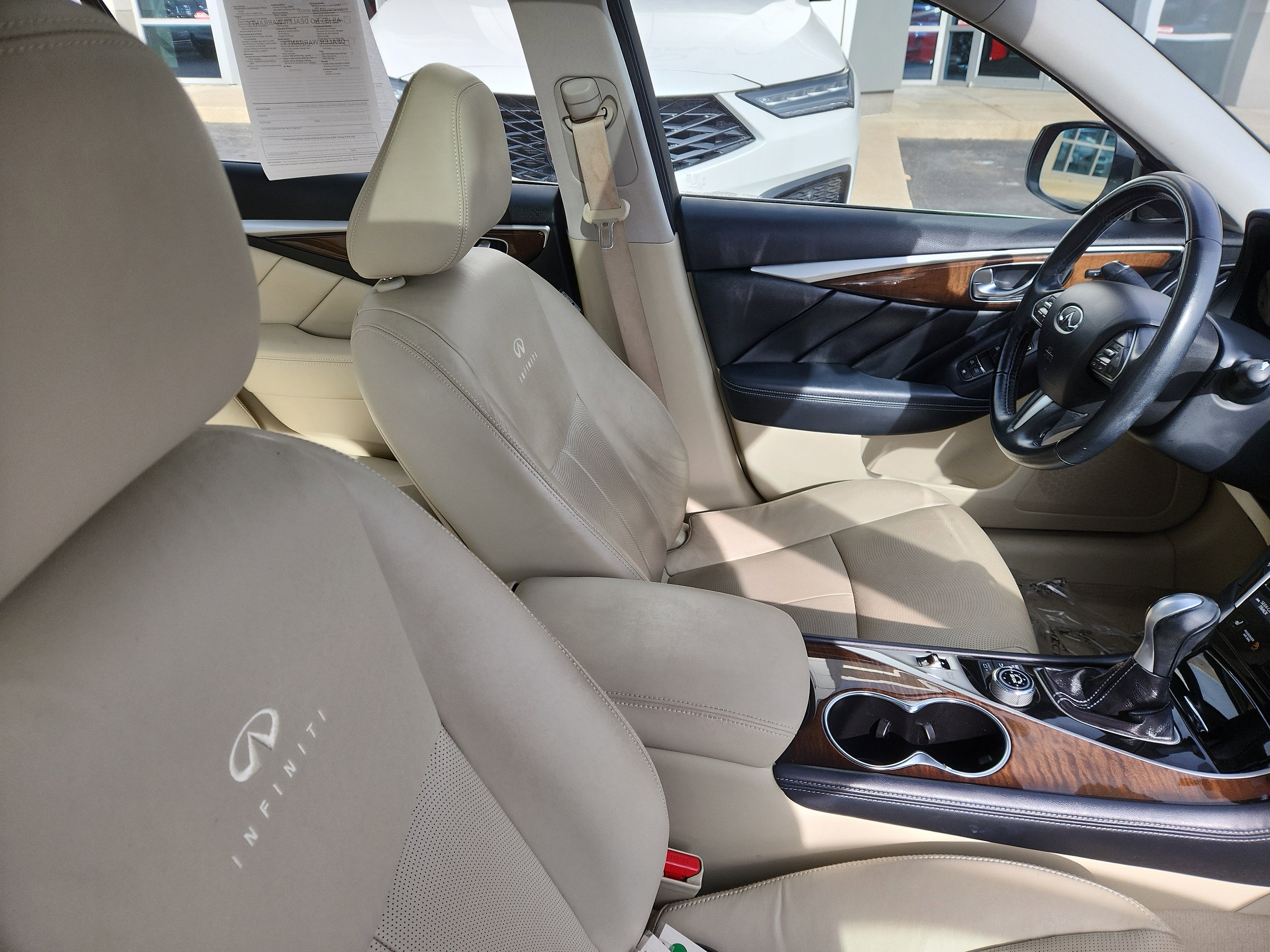 2014 INFINITI Q50 Hybrid Premium