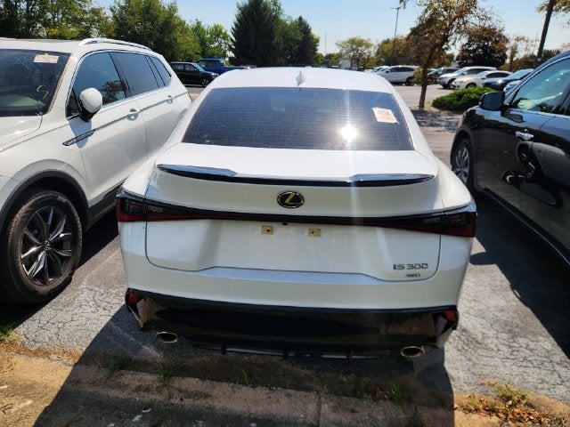 2022 Lexus IS 300