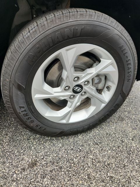 2022 Hyundai Tucson SE