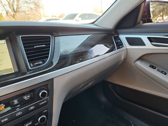 2017 Genesis G80 3.8