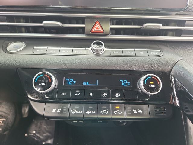 2023 Hyundai Elantra Limited - Photo 20