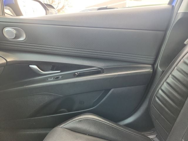 2023 Hyundai Elantra Limited - Photo 28