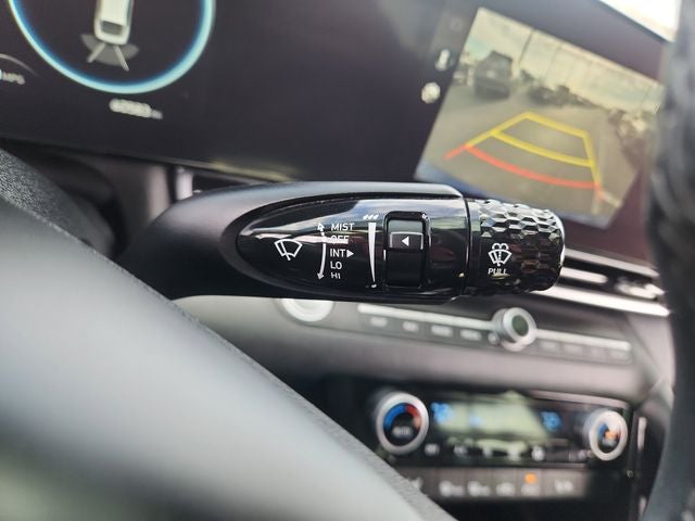 2023 Hyundai Elantra Limited - Photo 32