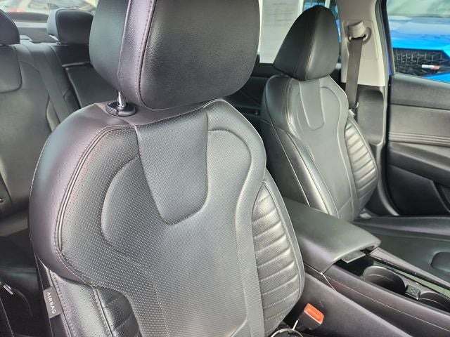 2023 Hyundai Elantra Limited - Photo 6