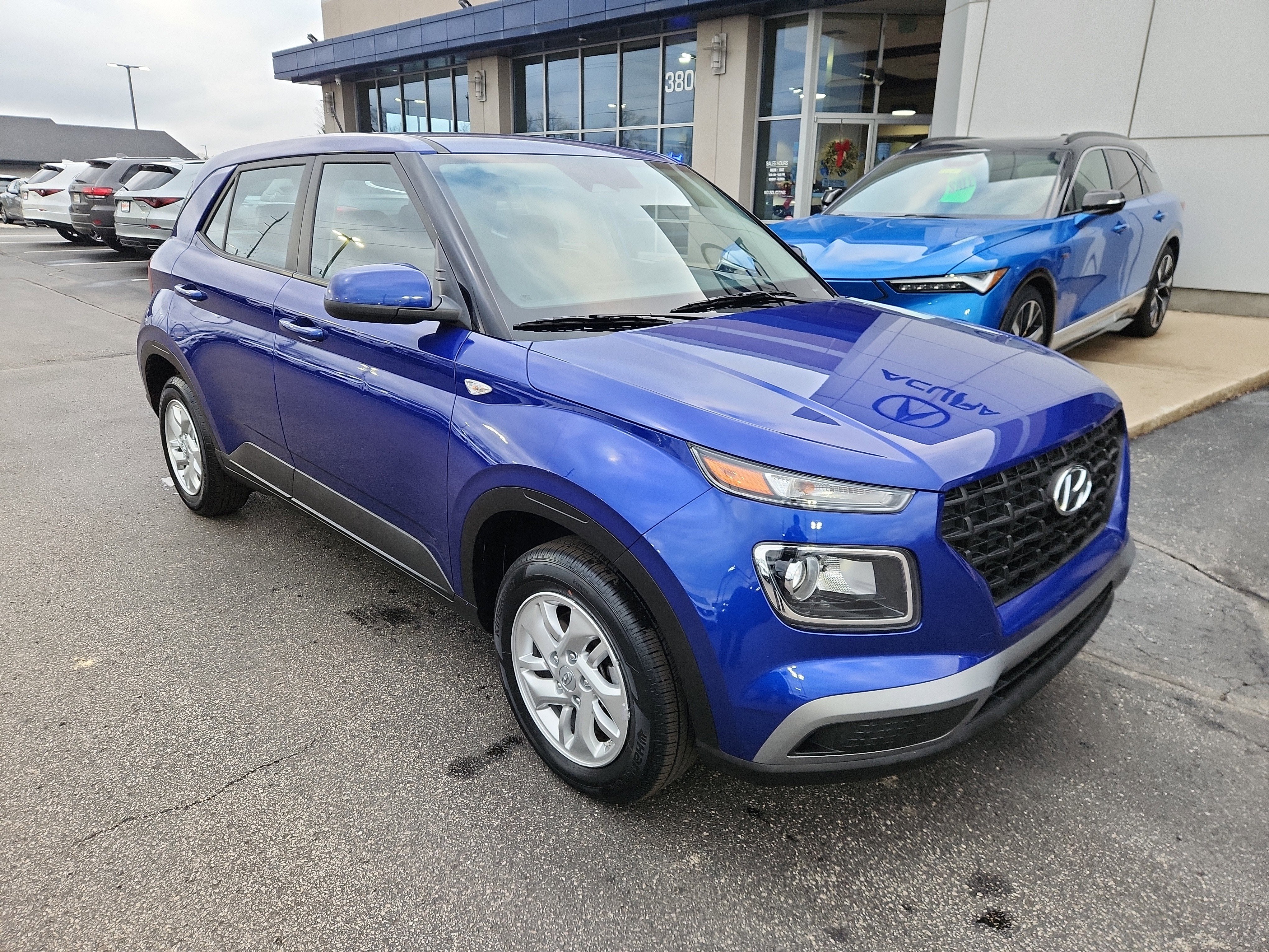 2024 Hyundai Venue SE