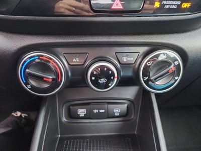 2024 Hyundai Venue SE