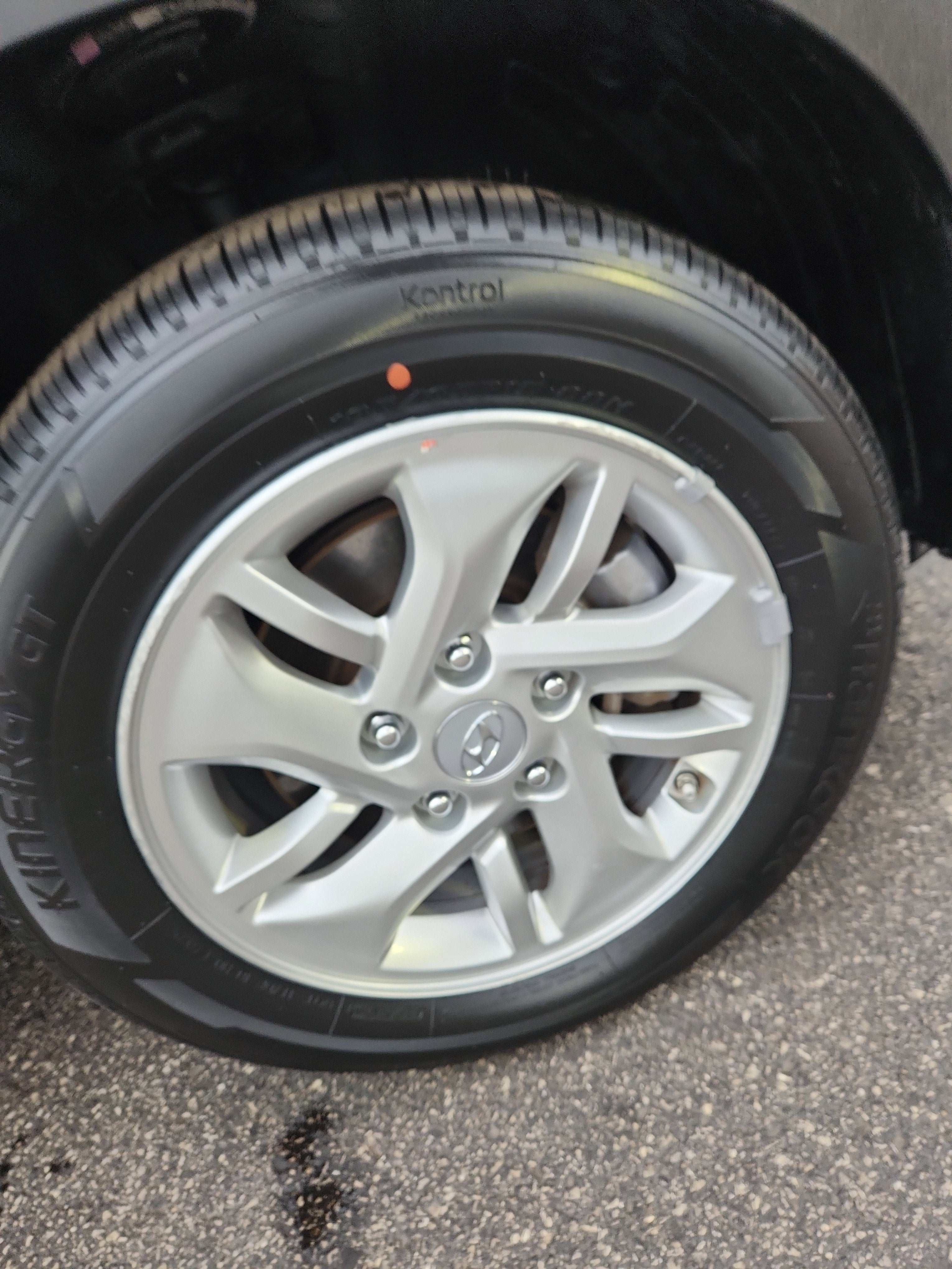 2024 Hyundai Venue SE