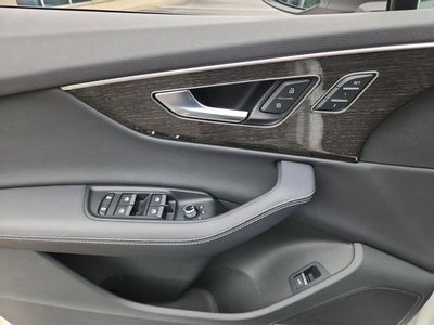 2025 Audi Q7 55 Premium Plus quattro
