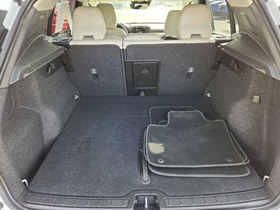 2022 Volvo XC40 Momentum