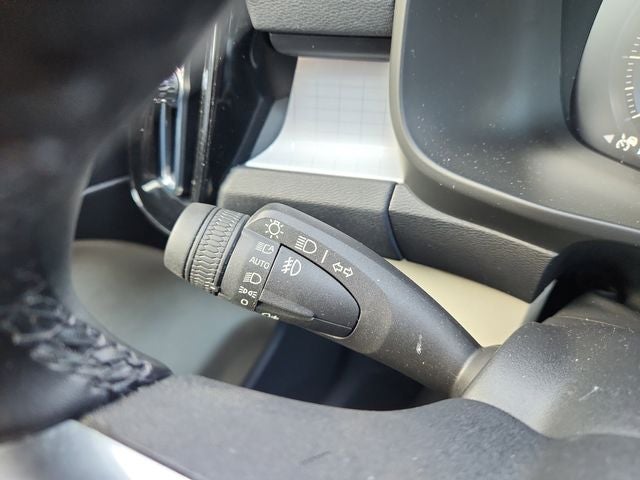 2022 Volvo XC40 Momentum